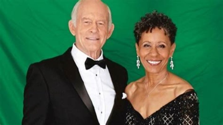 Exploring Max Gail's Wife Nan Harris's Age