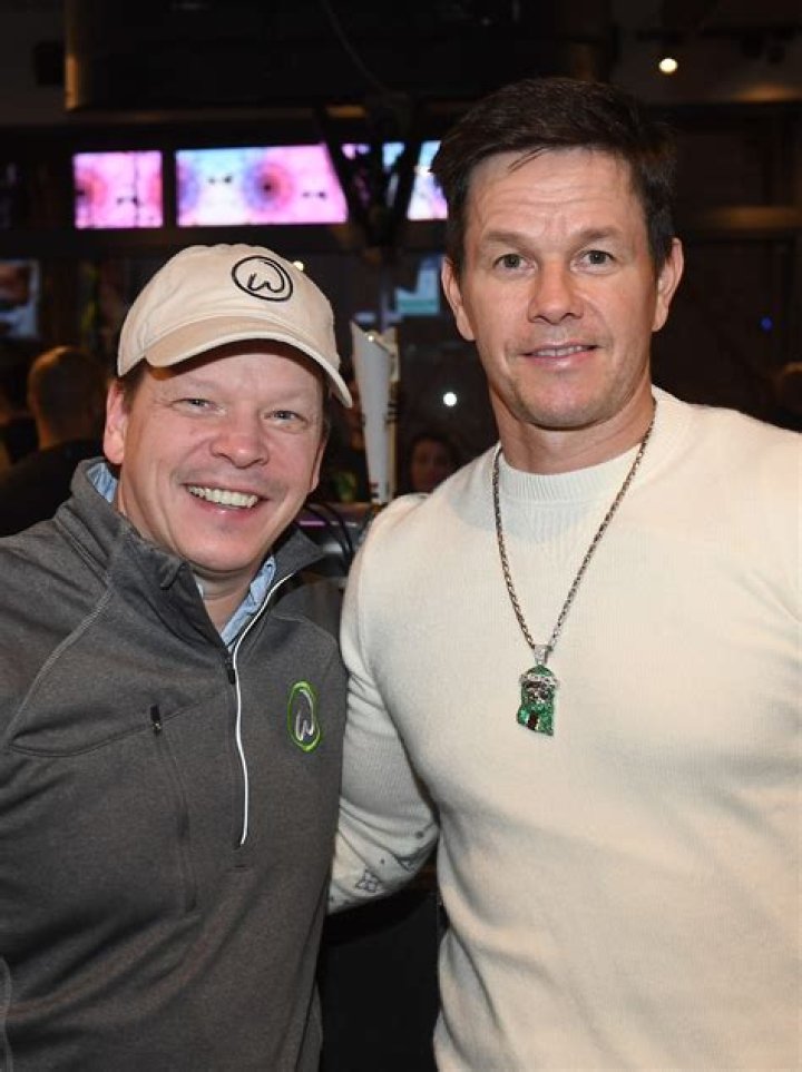 Paul Wahlberg Net Worth